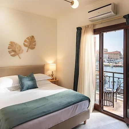 Апартаменти 3 Sails - 2br On Venetian Harbour With Balcony *