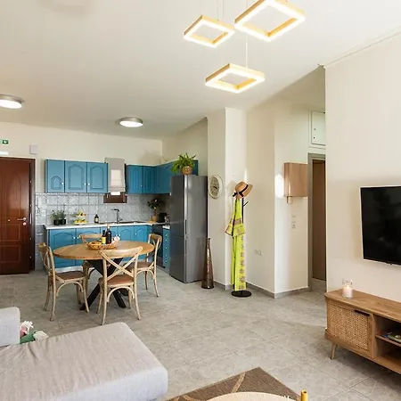 3 Sails - 2br On Venetian Harbour With Balcony *