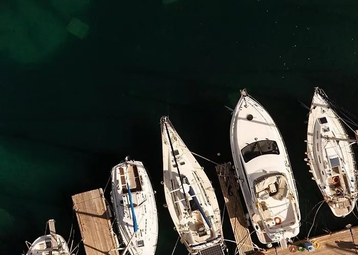 Διαμέρισμα 3 Sails - 2br On Venetian Harbour With Balcony