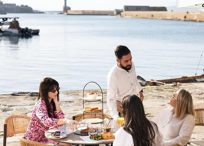 3 Sails - 2br On Venetian Harbour With Balcony * Χανιά