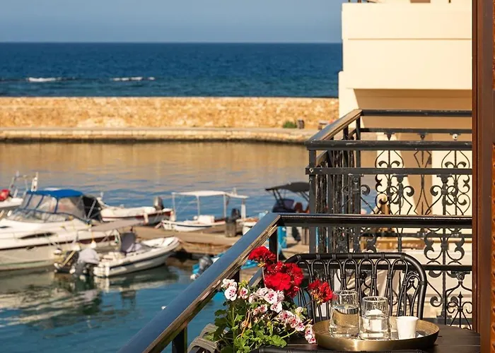 3 Sails - 2br On Venetian Harbour With Balcony Διαμέρισμα Χανιά