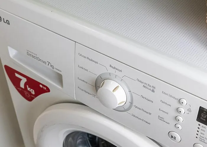 3 Sails - 2br On Venetian Harbour With Balcony Διαμέρισμα *